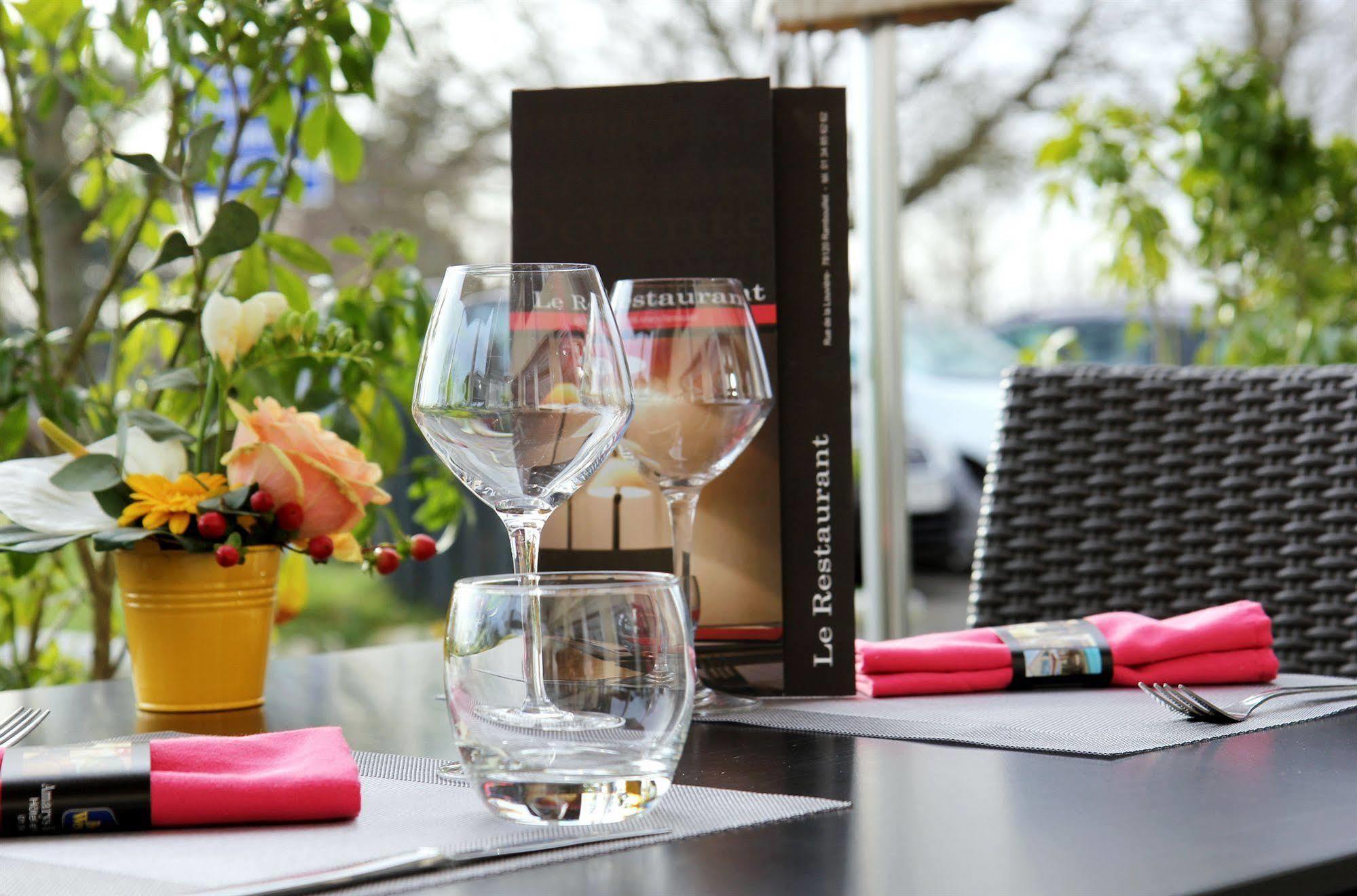 Best Western Amarys Hotel & Spa Rambouillet Bagian luar foto